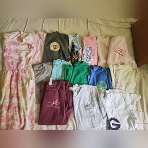 Girls clothes lot.